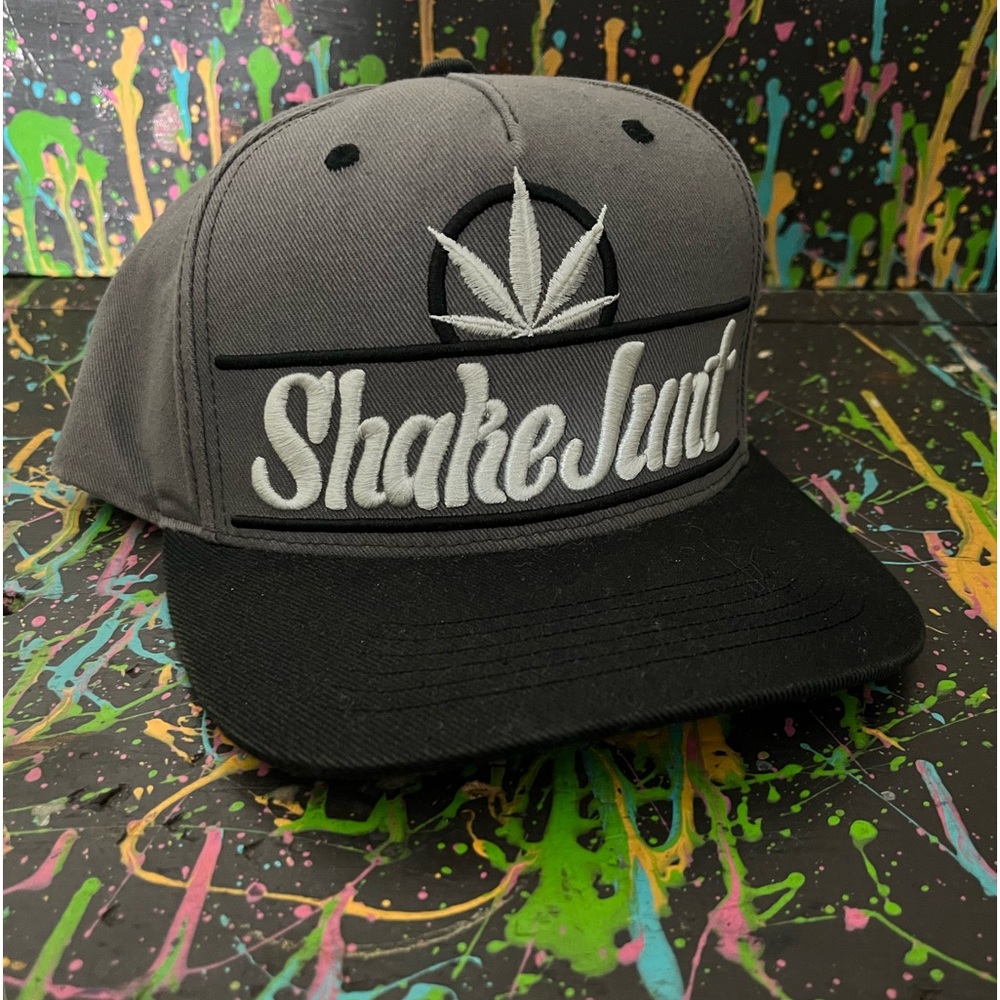 Shake Junt SnapBack